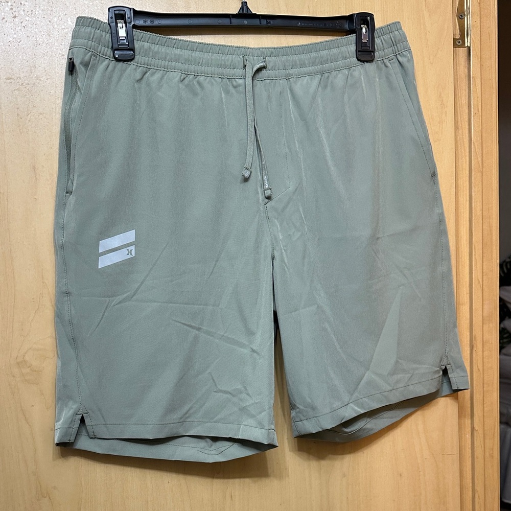 Hurley Light Green Athletic light weight sport Shorts
